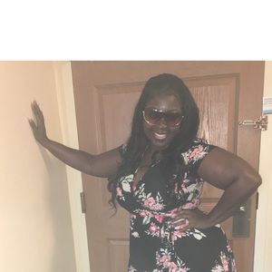Meet your Posher, Regina